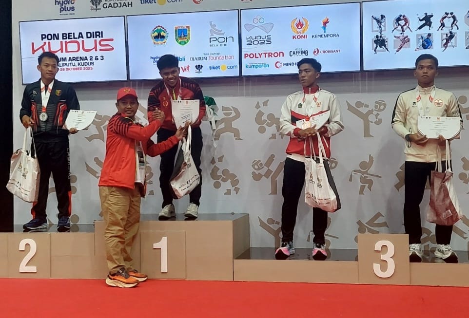 Fadlan Rusli Persembahkan Emas, Pencak Silat Sumbar Tutup PON Beladiri 2025 dengan 1 Emas, 2 Perak, 2 Perunggu