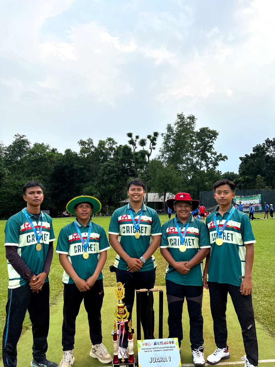 Tim Cricket UNP Juarai Kejurnas Cricket antar Perguruan Tinggi se Indonesia
