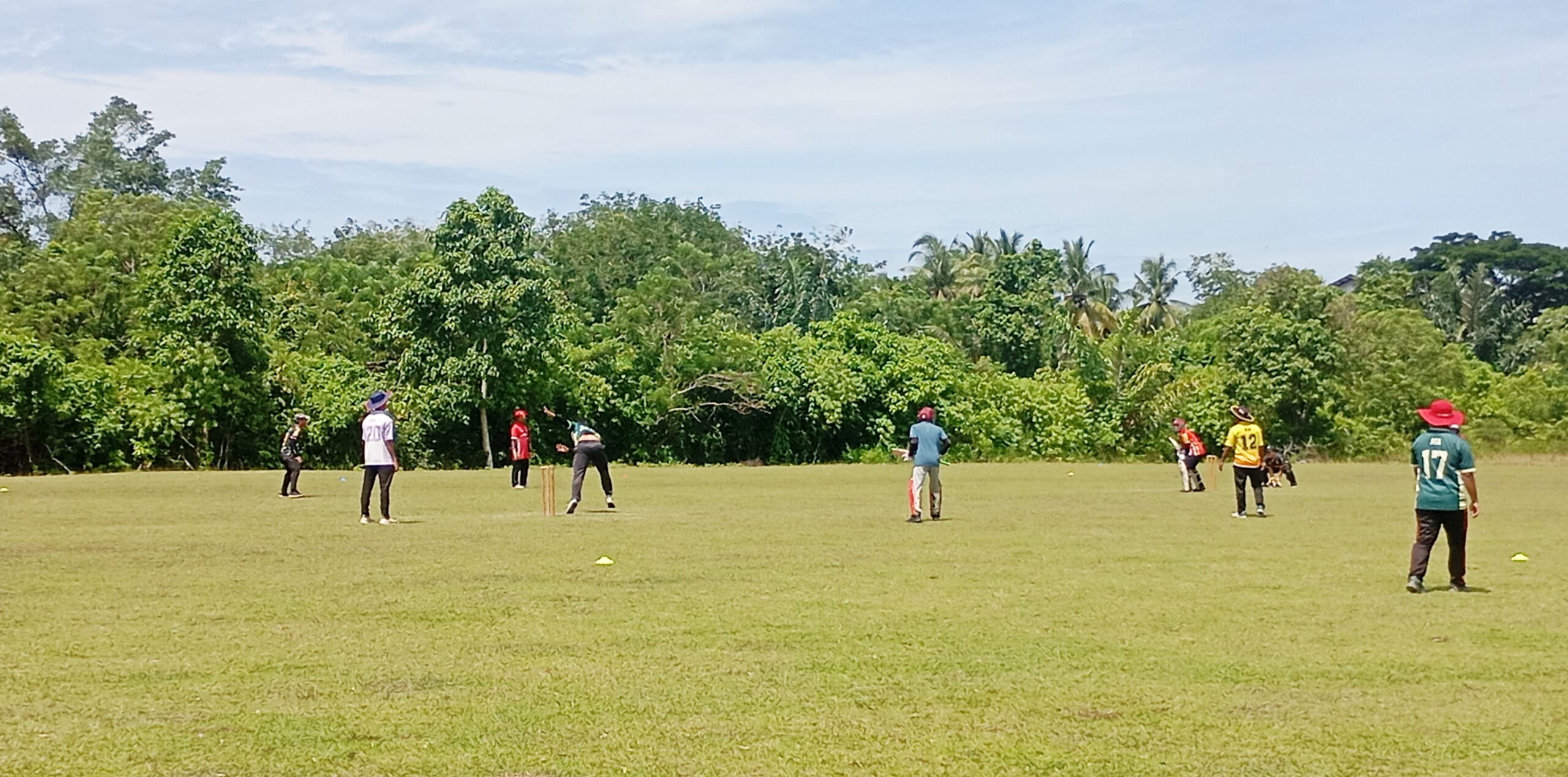 Tim Opet dan Labuah Gajah Puncaki Masing-masing grub di Kejuaraan Cricket