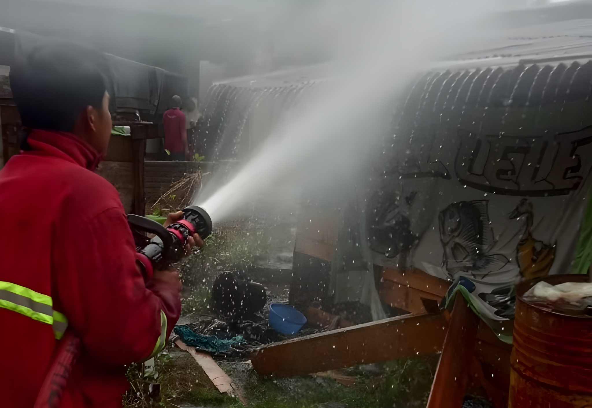 Kebakaran Warung di Sungai Sariak, Satu Orang Terluka