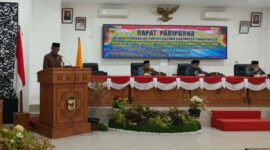 Juru bicara Fraksi Perjuangan Nurani Demokrat, Safril, menyampaikan pandangan umum fraksi dalam rapat paripurna DPRD Tanah Datar, Selasa (14/10/2026). Rapat Paripurna itu membahas tiga ranperda, salah satunya ranperda tentang pencegahan penyalahgunaan narkotika.