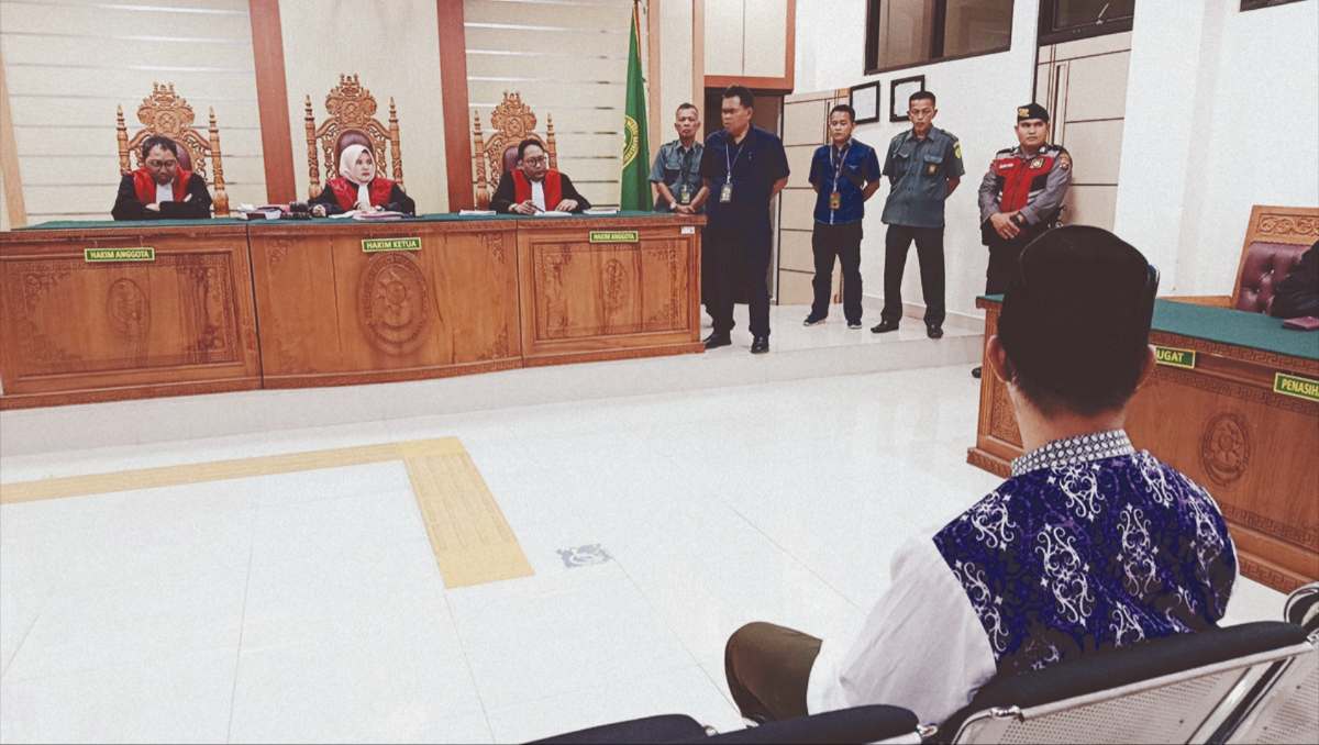 Terdakwa Pembunuh Siswi MTsN Tanah Datar Dijatuhi Hukuman Mati