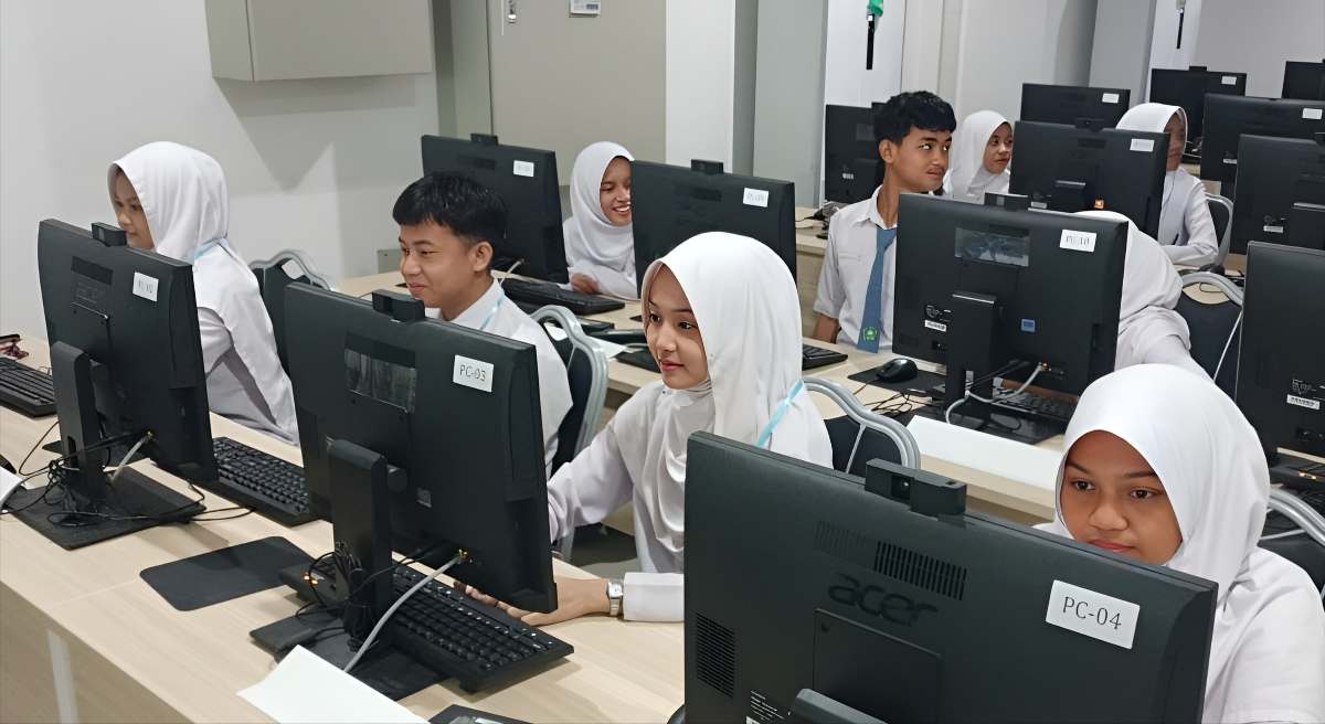 304 Siswa MAN 3 Padang Jalani TKA 2025, Gladi Bersih Jadi Kunci Kesiapan