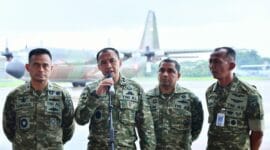 Kapuspen TNI Mayjen TNI (Mar) Freddy Ardianzah mengungkapkan 30.864 prajurit dan 70 unit alutsista dikerahkan ke lokasi bencana di Sumatera. (Ist.)