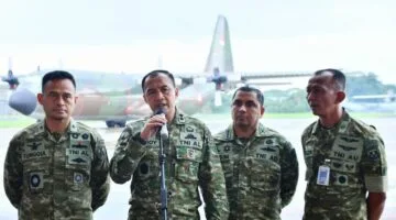Kapuspen TNI Mayjen TNI (Mar) Freddy Ardianzah mengungkapkan 30.864 prajurit dan 70 unit alutsista dikerahkan ke lokasi bencana di Sumatera. (Ist.)