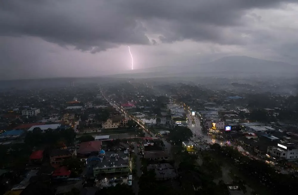 Prakiraan Cuaca Sumbar Hari Ini, Selasa 22 September 2026: Waspada Hujan Petir di Pagi Hari