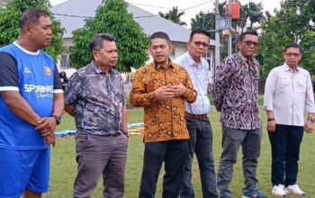 Ketua KONI Erianto Bersama Rombongan Sambangi TC Tim Sepak bola Kota Padang