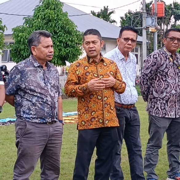 Ketua KONI Erianto Bersama Rombongan Sambangi TC Tim Sepak bola Kota Padang