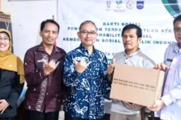 Kemensos Salurkan 211 Paket ATENSI di Sawahlunto, Sekda Pastikan Tepat Sasaran