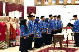 Delapan Pejabat Pemprov Sumbar Dilantik, Sekda: Pemimpin Dihormati karena Kinerja, Bukan Jabatan