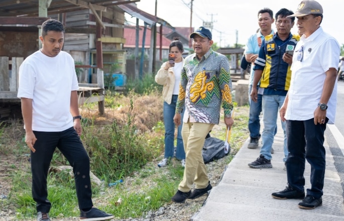 Wagub Vasko Minta Masyarakat Bersabar Selama Peningkatan Jalan Padang–Solok Wagub Vasko Minta Masyarakat Bersabar Selama Peningkatan Jalan Padang–Solok