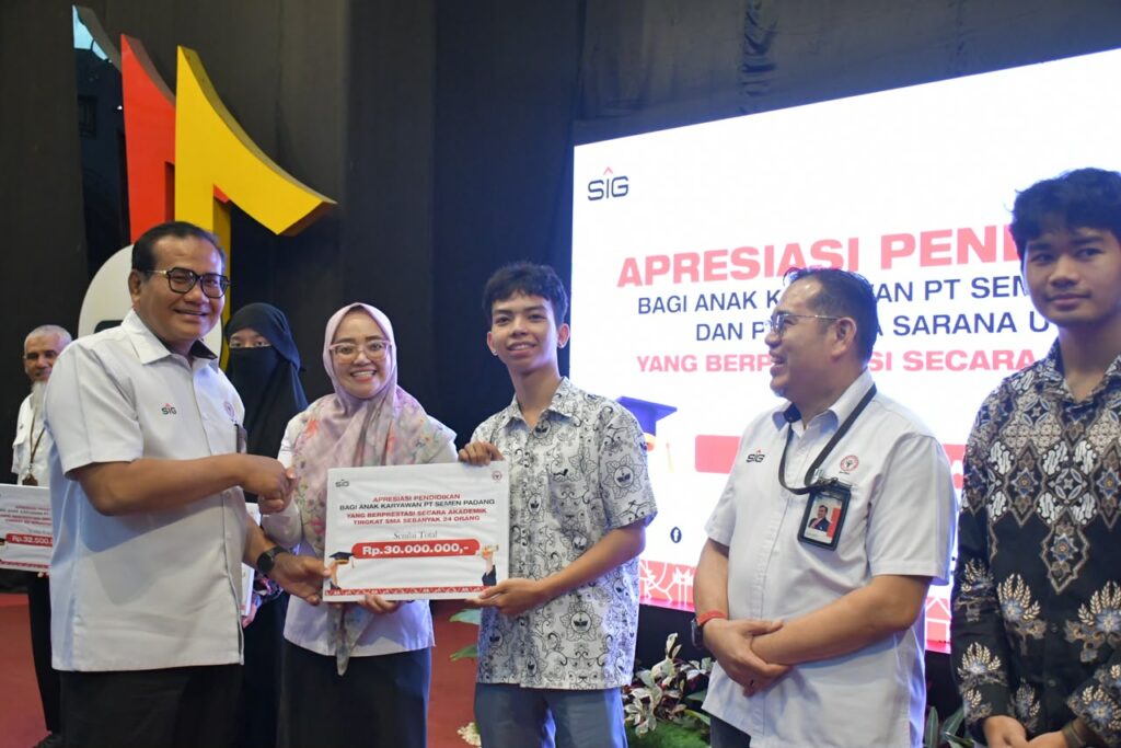 Naik 18 Persen, Penerima Beasiswa PT Semen Padang Tahun 2026 Tembus 198 Orang
