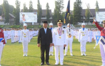 Terima Penghargaan IPDN, Gubernur Mahyeldi Diangkat Jadi Alumni Kehormatan
