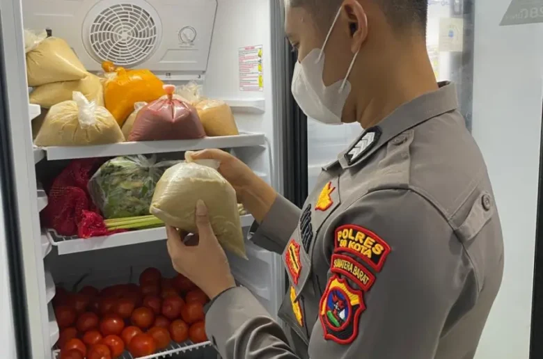 Dokkes Polres 50 Kota Laksanakan Food Safety Program Makan Bergizi Gratis di SPPG Guguk