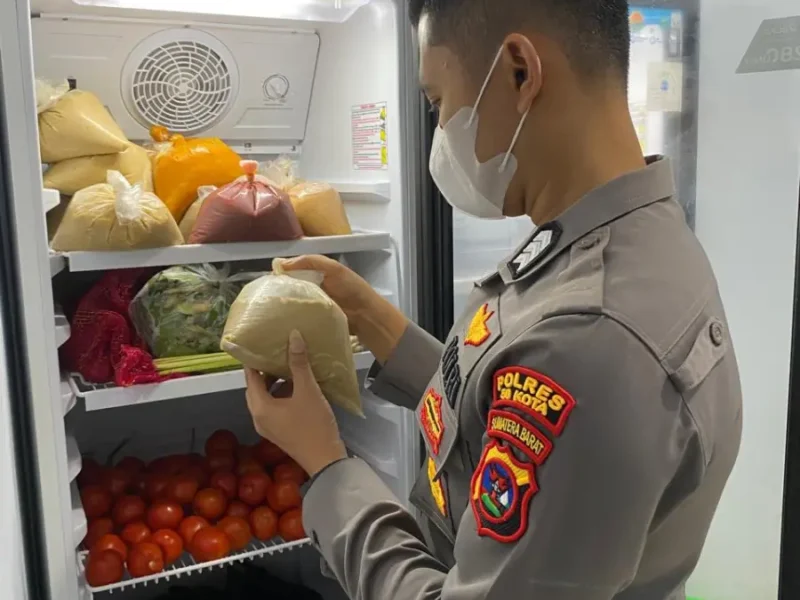 Dokkes Polres 50 Kota Laksanakan Food Safety Program Makan Bergizi Gratis di SPPG Guguk