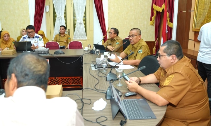 Sekda Provinsi Sumbar Beri Waktu Sepekan, 21 OPD Diminta Segera Sekda Provinsi Sumbar Beri Waktu Sepekan, 21 OPD Diminta Segera Susun Rencana Aksi Percepatan NCH