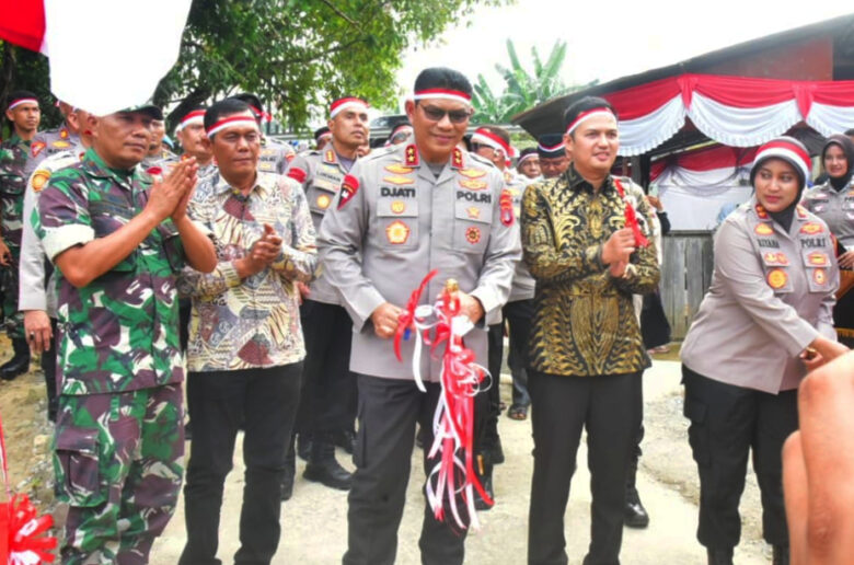 Kapolda Sumbar Resmikan Jembatan Merah Putih Presisi di Batang Anai