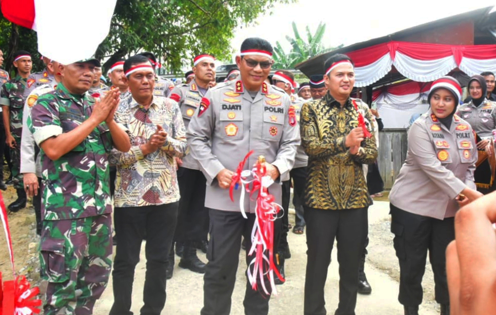 Kapolda Sumbar Resmikan Jembatan Merah Putih Presisi di Batang Anai