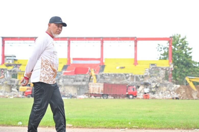 Gubernur Mahyeldi Pastikan Rekonstruksi GOR H. Agus Salim Berjalan Sesuai Gubernur Mahyeldi Pastikan Rekonstruksi GOR H. Agus Salim Berjalan Sesuai Rencana