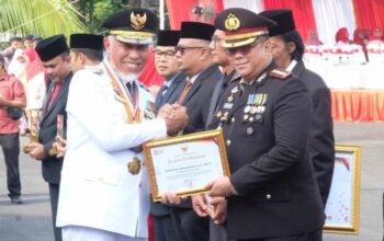 Direktur Reserse Narkoba Polda Sumbar Raih Penghargaan dari Gubernur Mahyeldi di HUT ke-81 RI