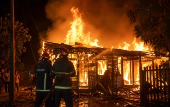 Kebakaran di Payakumbuh Hanguskan Lima Rumah, Kerugian Capai Ratusan Juta