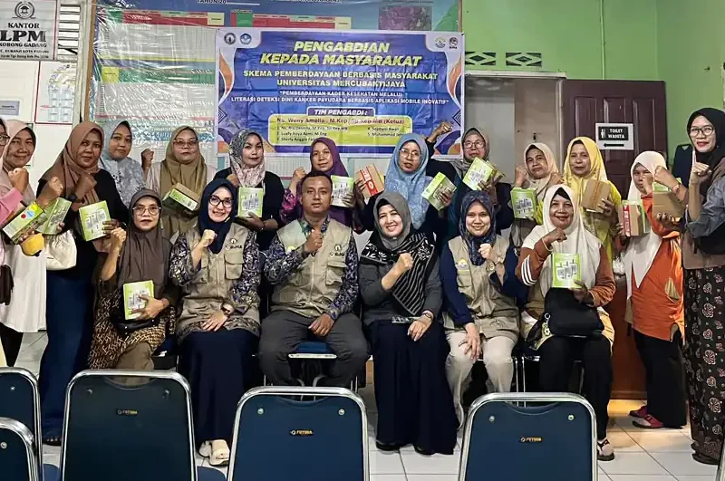 Universitas Mercubaktijaya Kenalkan Aplikasi Mobile Deteksi Dini Kanker Payudara pada Kader Posyandu Korong Gadang
