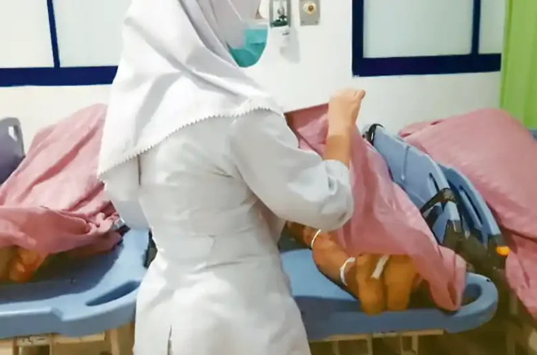 Rentetan Kecelakaan Maut di Sumbar Jenazah tiga korban kecelakaan maut di Nagari Pauah Kamba, Kecamatan Nan Sabaris, Kabupaten Padang Pariaman.