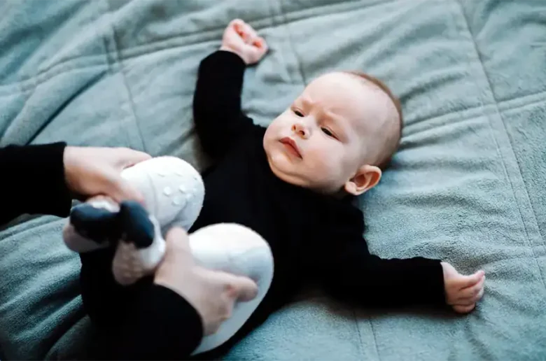 Sakit Perut pada Bayi dan Cara Penanganannya