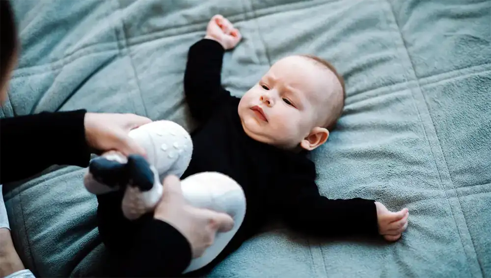 Cara Mengatasi Sakit Perut pada Bayi Tanpa Panik