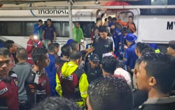 Tim SAR Gabungan Berhasil Evakuasi 306 Penumpang Mentawai Fast