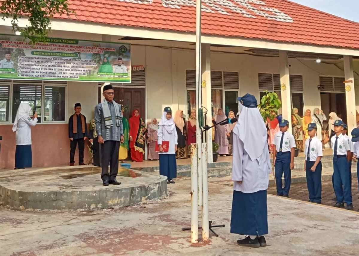 Usai Upacara HUT ke-81 RI, MTsN 5 Kota Padang Gelar Rakor Persiapan Lomba Kemerdekaan