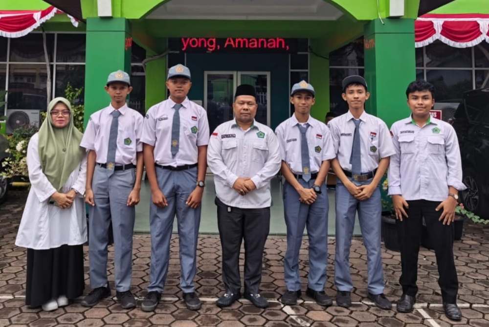 Langganan Juara Nasional, Tim Robotik MAN 1 Padang Bertarung di Ajang Internasional di Malaysia