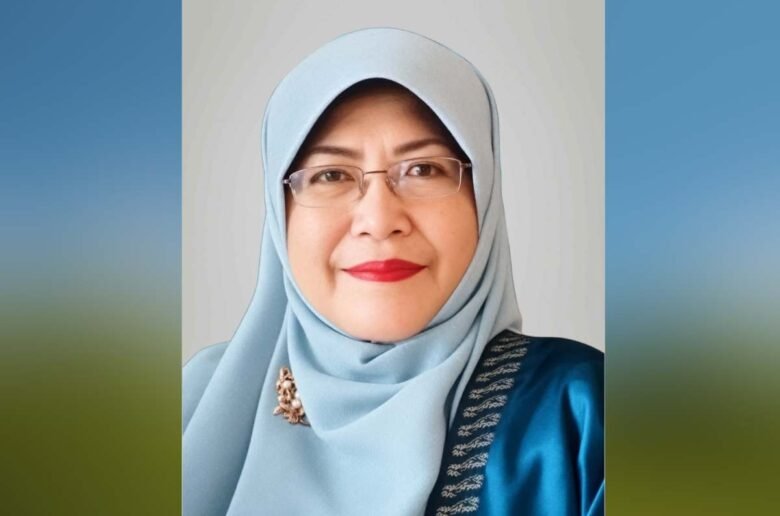 Farida Ariani MAN 3 Kota Padang Farida Ariani, S.Pd (Guru Mata Pelajaran Kimia di MAN 3 Kota Padang Plus Keterampilan)