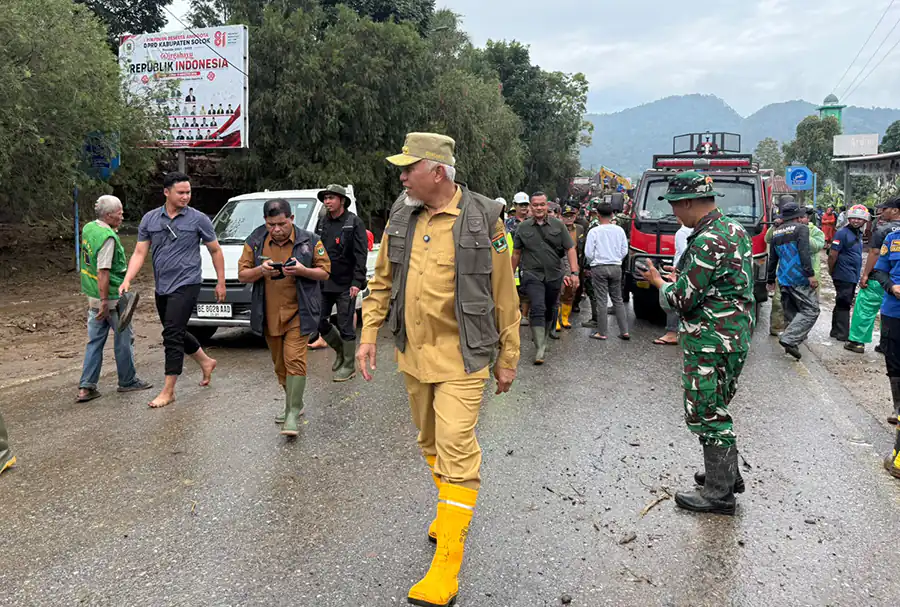 Perkantoran Dinas Lumpuh, Gubernur Mahyeldi Kaji Relokasi Kompleks Pemkab Solok
