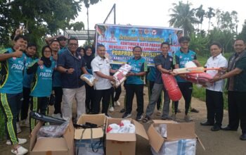 Berkekuatan 38 atlet,  pelatih dan official cricket menuju pulau sikerei berlaga di porprov xvi 