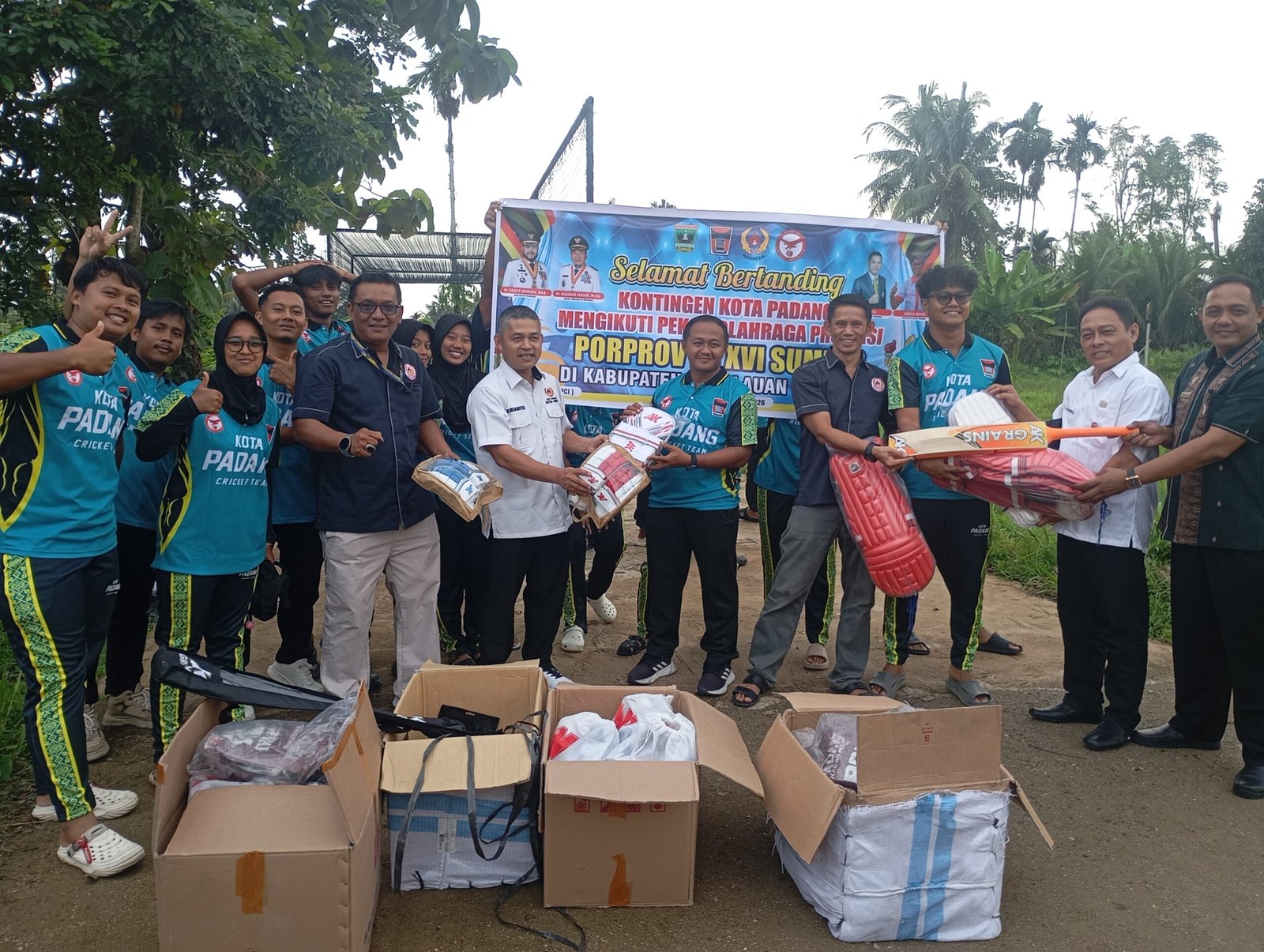 Berkekuatan 38 Atlet,  Pelatih dan Official Cricket Menuju Pulau Sikerei Berlaga di Porprov XVI 