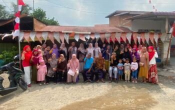 Tingkatkan Layanan Kesehatan Lansia, Tim Pengabdi Universitas Mercubaktijaya Latih Kader Posyandu ILP Korong Gadang Lewat Digitalisasi dan Akupresur