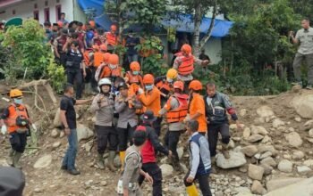 Dering ponsel di pondok kosong, jejak pencarian agusral dan duka keluarga di kayu aro