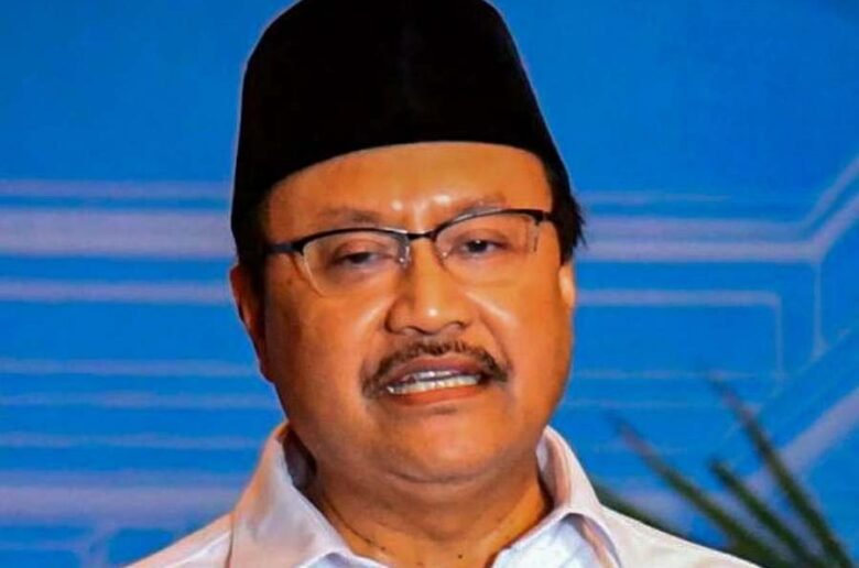 Mensos Bantuan Galodo Solok Menteri Sosial Saifullah Yusuf