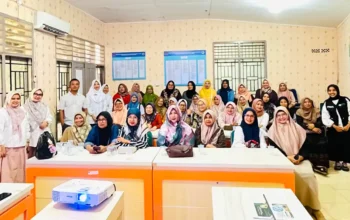 Cegah Komplikasi Ginjal PTM, Dosen Universitas Mercubaktijaya Latih Kader Kesehatan Korong Gadang