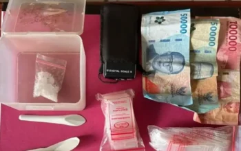 Polres 50 Kota Gulung Komplotan Pengedar Sabu di Kapur IX