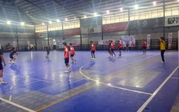 Delapan tim kunci tiket ke semifinal, tim putra dan putri padang melaju ke semifinal