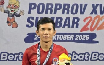Syabri purnama satu-satunya guru pjok di padang peraih emas porprov, buat bangga sman 7 padang 