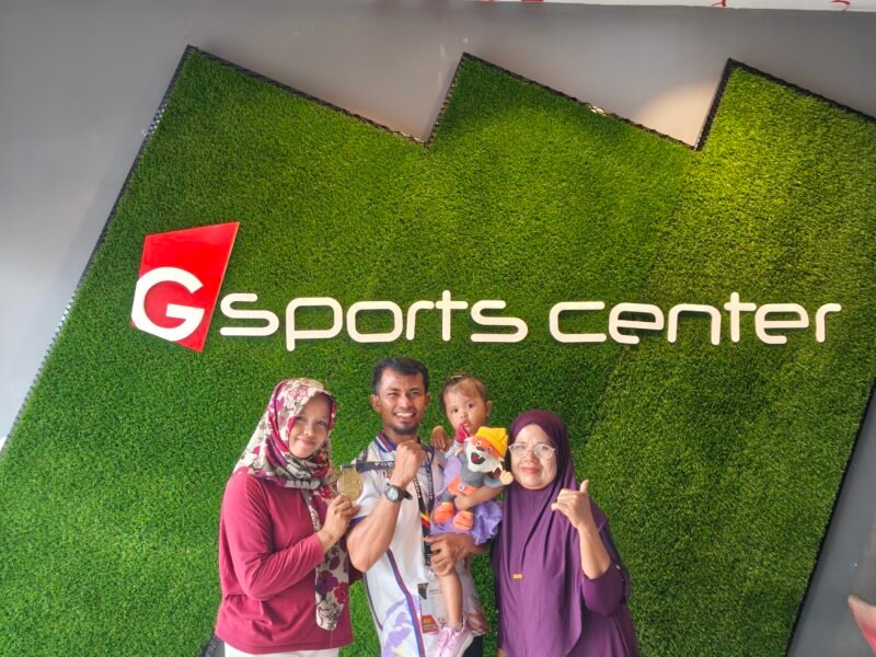 Peraih emas porprov cabor gulat sandi pratama , teryata guru pjok sd islam khaira ummah