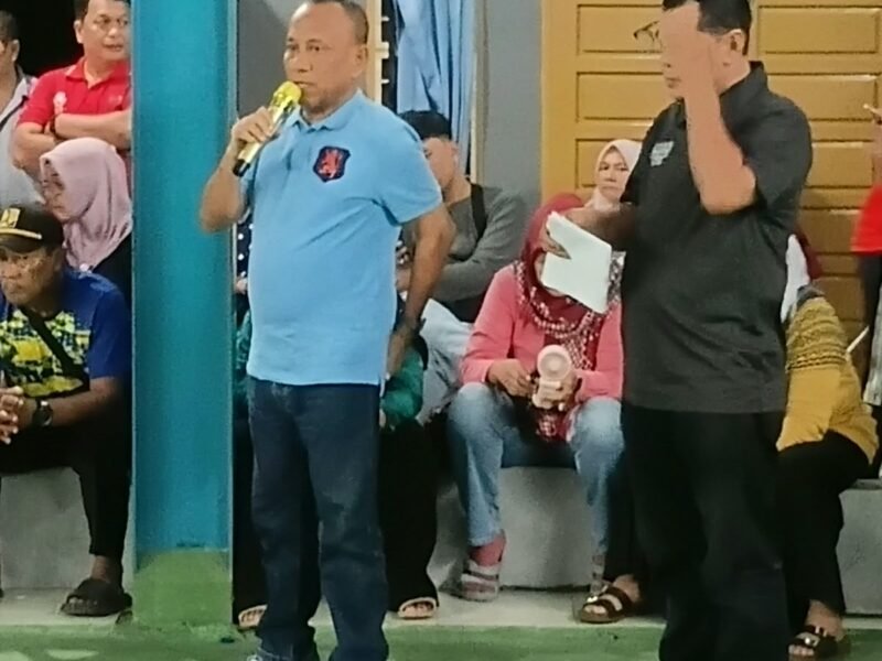Img 20261025 Wa0047 800X600 Turnamen bulutangkis wali kota padang cup 2026 berakhir, erianto minta atlet terus berlatih