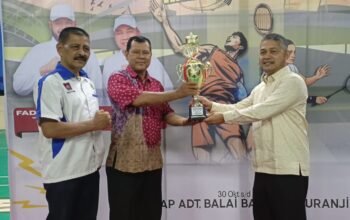 Dibuka ketua koni padang erianto, turnamen bulutangkis anak nagari cup ii diikuti 71 peserta dari kabupaten kota se-sumbar