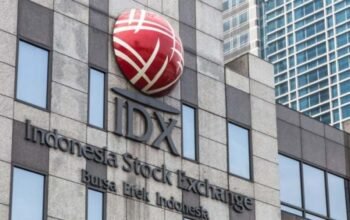 Pasar saham indonesia terguncang, ihsg terjun bebas hingga trading halt