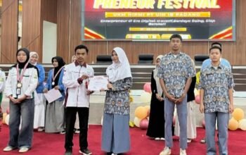 Siswa man 3 padang raih medali perak di ajang preneur fest v