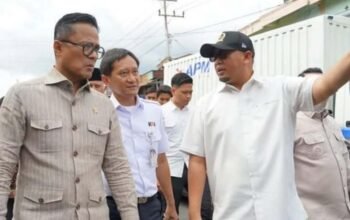 Setelah puluhan tahun mati, rel kereta api sumbar kembali dihidupkan
