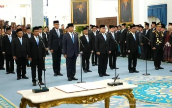 Daftar lengkap reshuffle kabinet merah putih jilid vii: 18 pejabat dilantik, dudung menko polkam, ketua ombudsman berganti